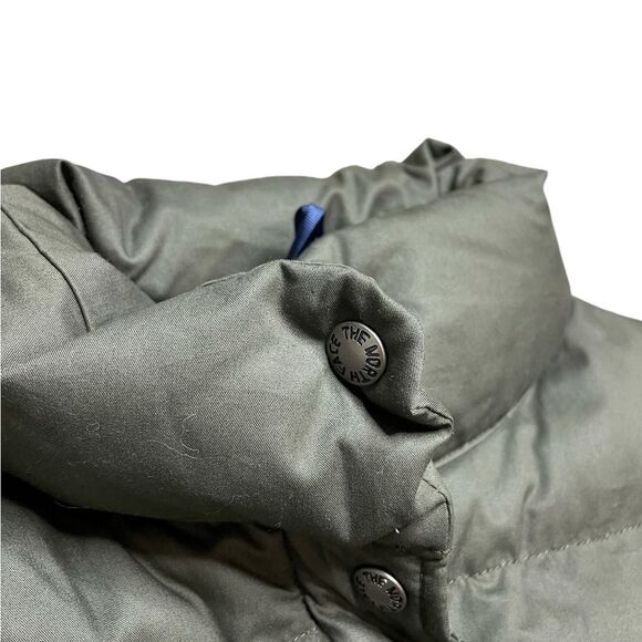 The North Face Lindero Olive Quilted Down Vest Size Medium - Picture 8 of 12